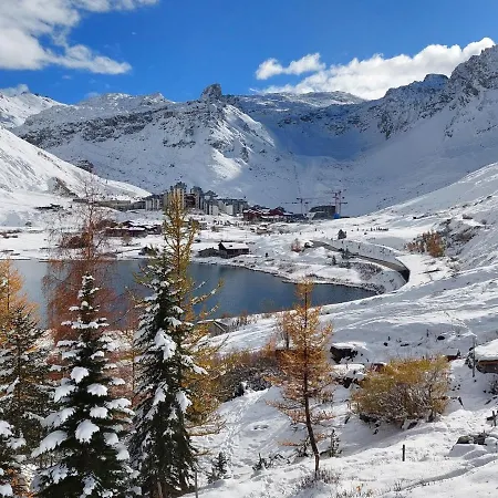 Apartment Le Bec Rouge - Le Lac-9 By Interhome Tignes